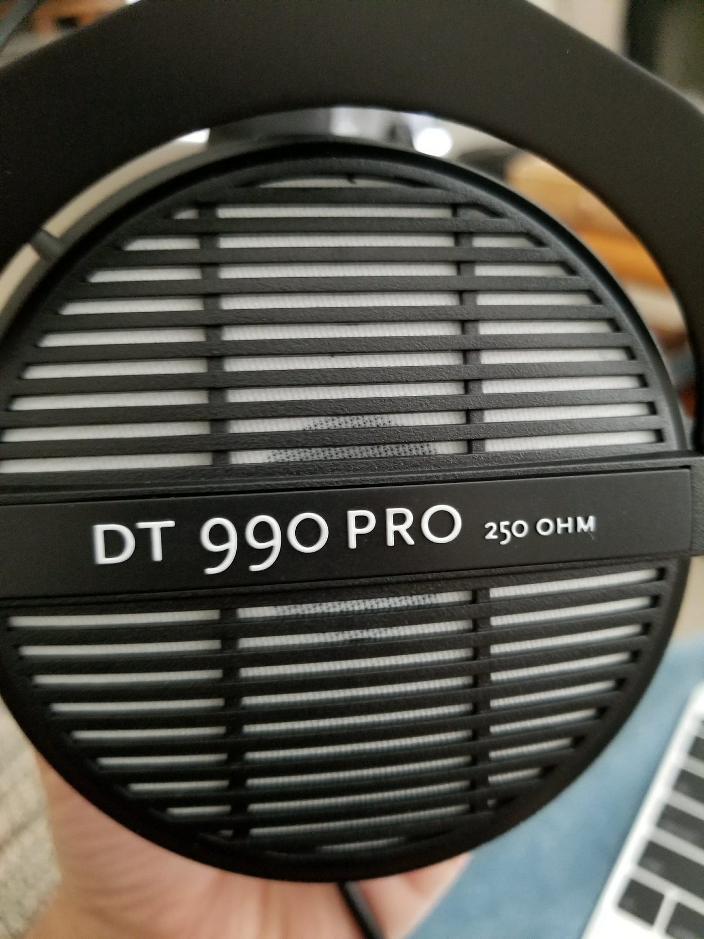 Đánh giá sản phẩm Tai nghe beyerdynamic DT 990 Pro