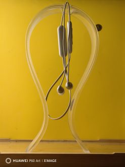 Sony WI-C100  – In-ear không dây, màu kem