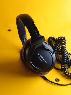 Tai nghe Sennheiser HD380 Pro – Nobox, chất âm kiểm âm, thiết kế ôm sát