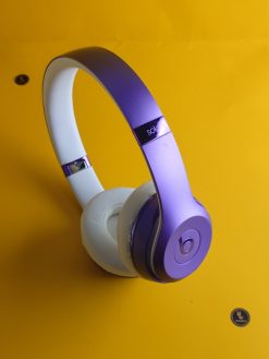 Tai nghe Beats Solo Wireless A1796 (Tím) – Thiết kế năng động, pin cực trâu