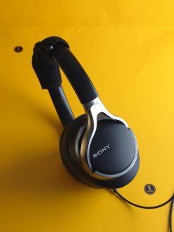 Tai nghe Sony MDR-10R cũ NObox tình trạng đẹp – chất âm cân bằng, thiết kế thoải mái cho người yêu nhạc