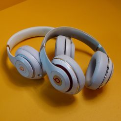 Tai nghe Beats Studio trắng cũ nobox - chống ồn chủ động, âm bass mạnh