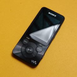 Máy nghe nhạc Sony NW-S744 cũ - thiết kế gọn nhẹ, pin tốt, nghe nhạc ổn định